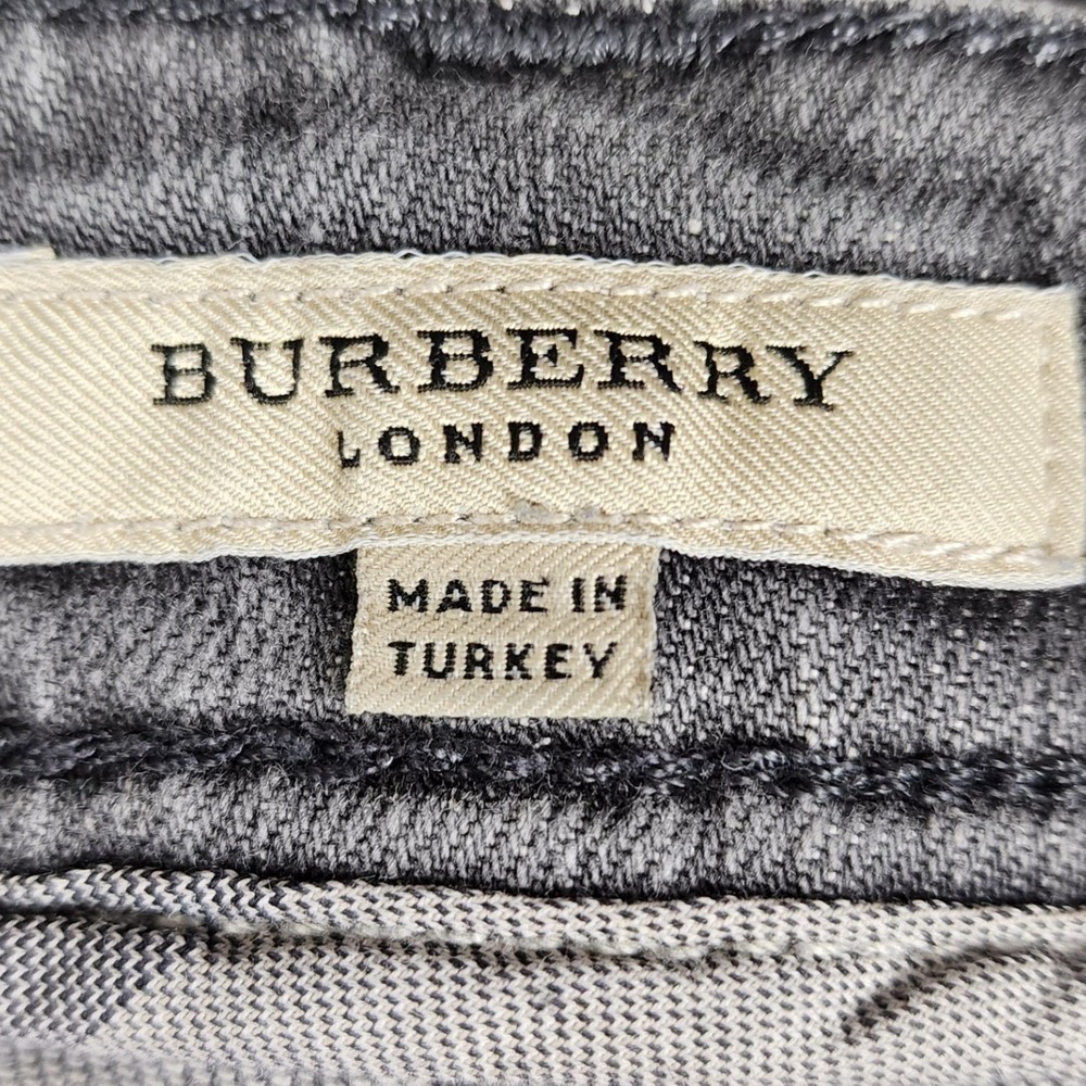 Burberry London Grey Straight Leg Jeans Chain Detail Knightsbridge Denim Womens - Picture 9 of 12